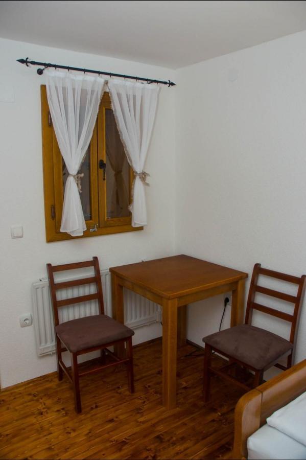 FericanciKuca Za Odmor Poppke公寓 外观 照片